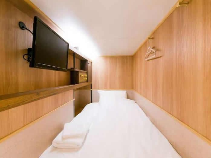 Cabin Inn Kyoto Sanjo Kawaramachi Екстер'єр фото